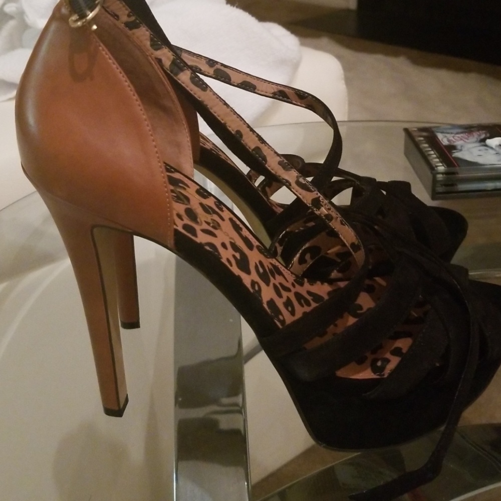 Jessica Simpson heels